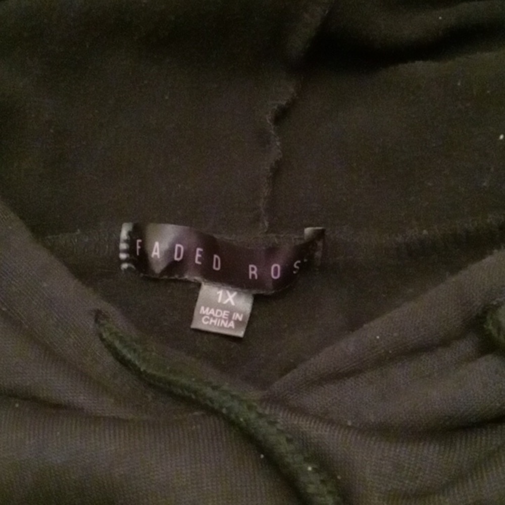Faded Rose Colorblock Sweatshirt - Picture 3 of 4